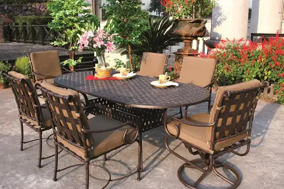 Series 30 Tables Collection