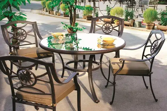 Series 60 Tables Collection