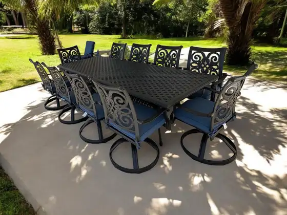 Windsor Tables